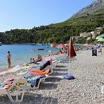 And By The Sea Stanici, - 14782 Gostinjska kuća 3*